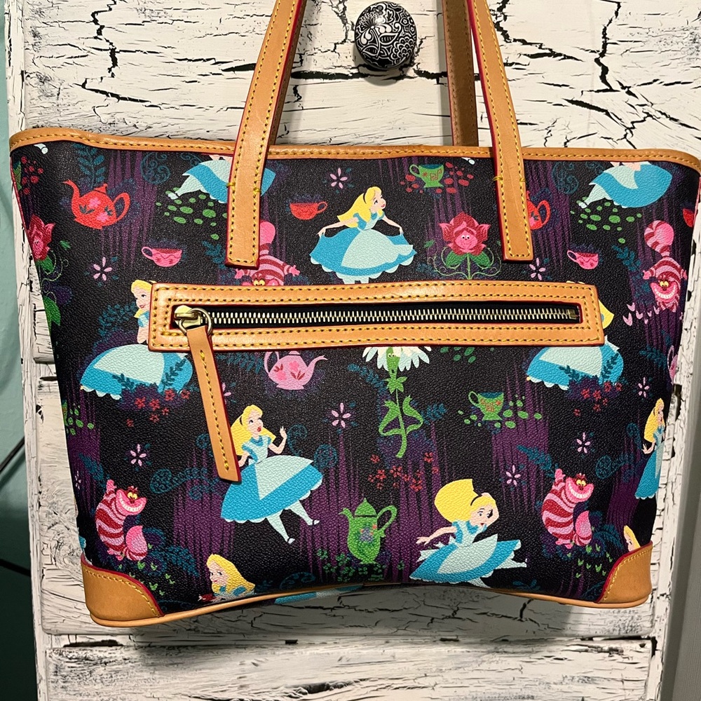 HTF.   Alice in Wonderland D & B tote - Picture 3 of 15